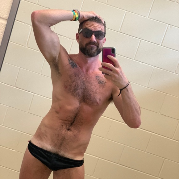 Meet your Posher, Mike - Picture 1 of 1